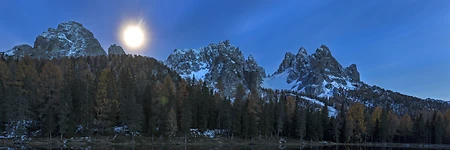 Vollmond am See Antorno, Dolomiten, Provinz Belluno, Region Venetien, Südtirol, Italien